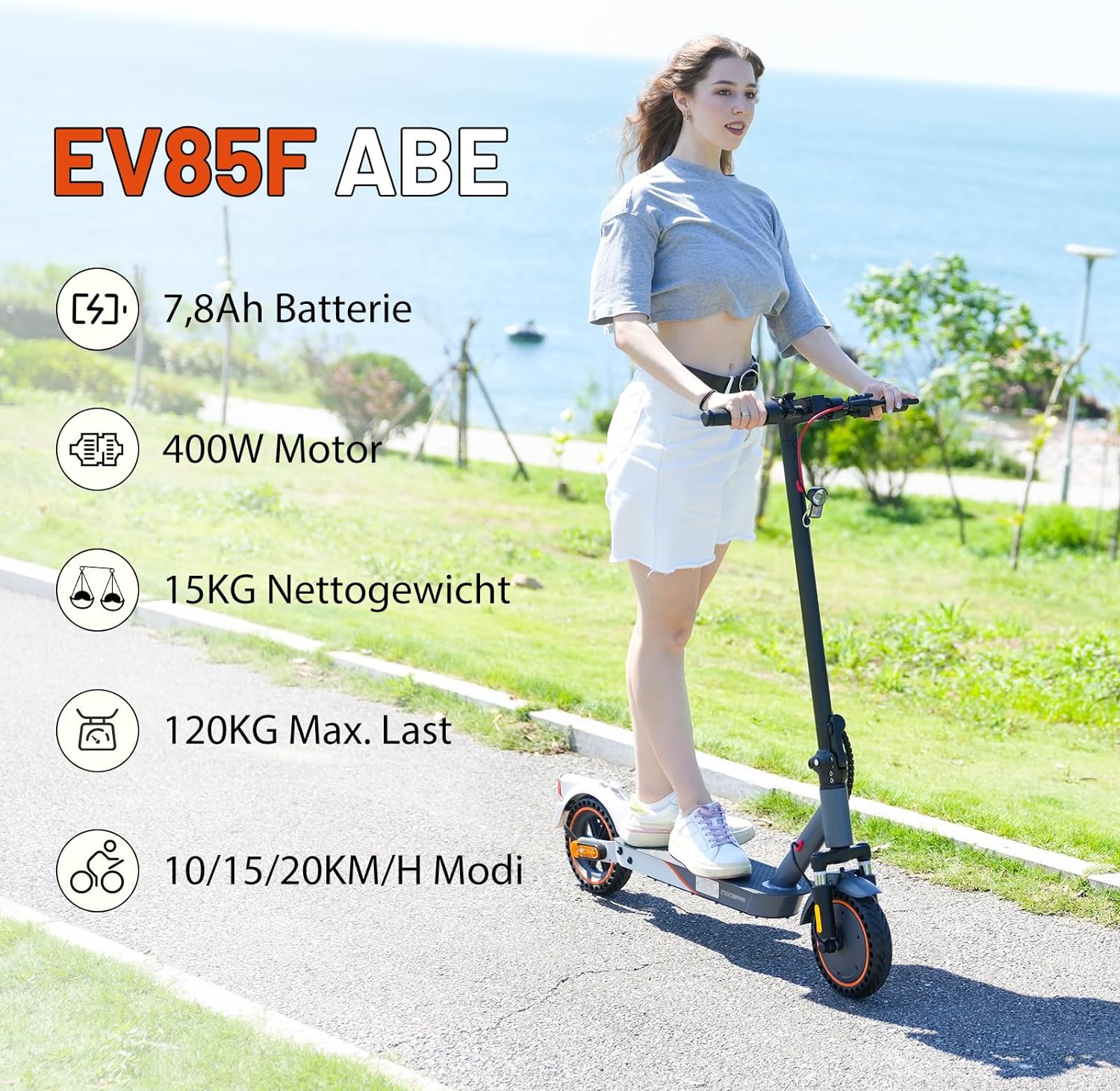 EV85F ABE E-Scooter von Evercross mit 7,8Ah Batterie, 400W Motor, 15kg Nettogewicht, 120kg Max. Last und 10/15/20 km/h Modi, gefahren von einer Frau auf einem Weg am Meer.