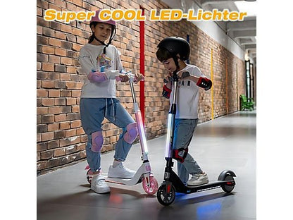 Zwei Kinder, die auf dem ME2 Electric Kid Scooter fahren, eines auf einem weißen Scooter mit rosa Griffen und Rädern, das andere auf einem schwarzen Scooter mit roten Griffen und Rädern. Der Text oben lautet: "Super COOL LED-Lichter".