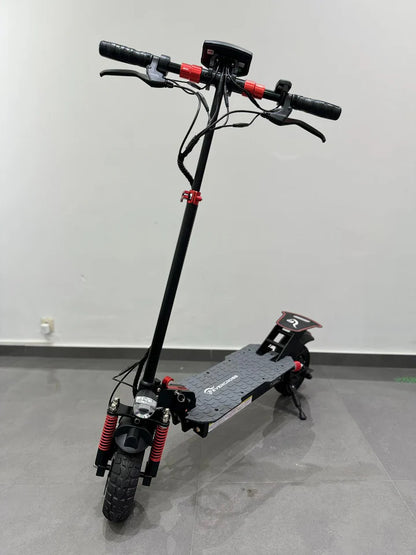 H7-HB24Max E-Scooter mit großem Trittbrett und Evercross Logo, ideal für Geländefahrten