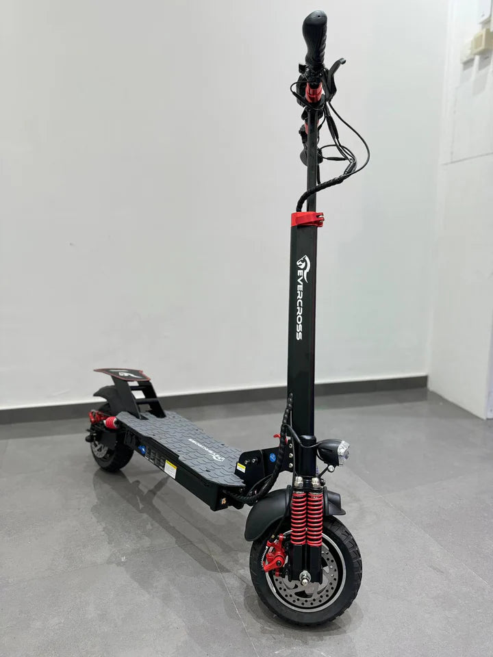 Seitenansicht des Evercross H7-HB24Max E-Scooters mit 10 Zoll Offroad-Reifen und Vollfederung